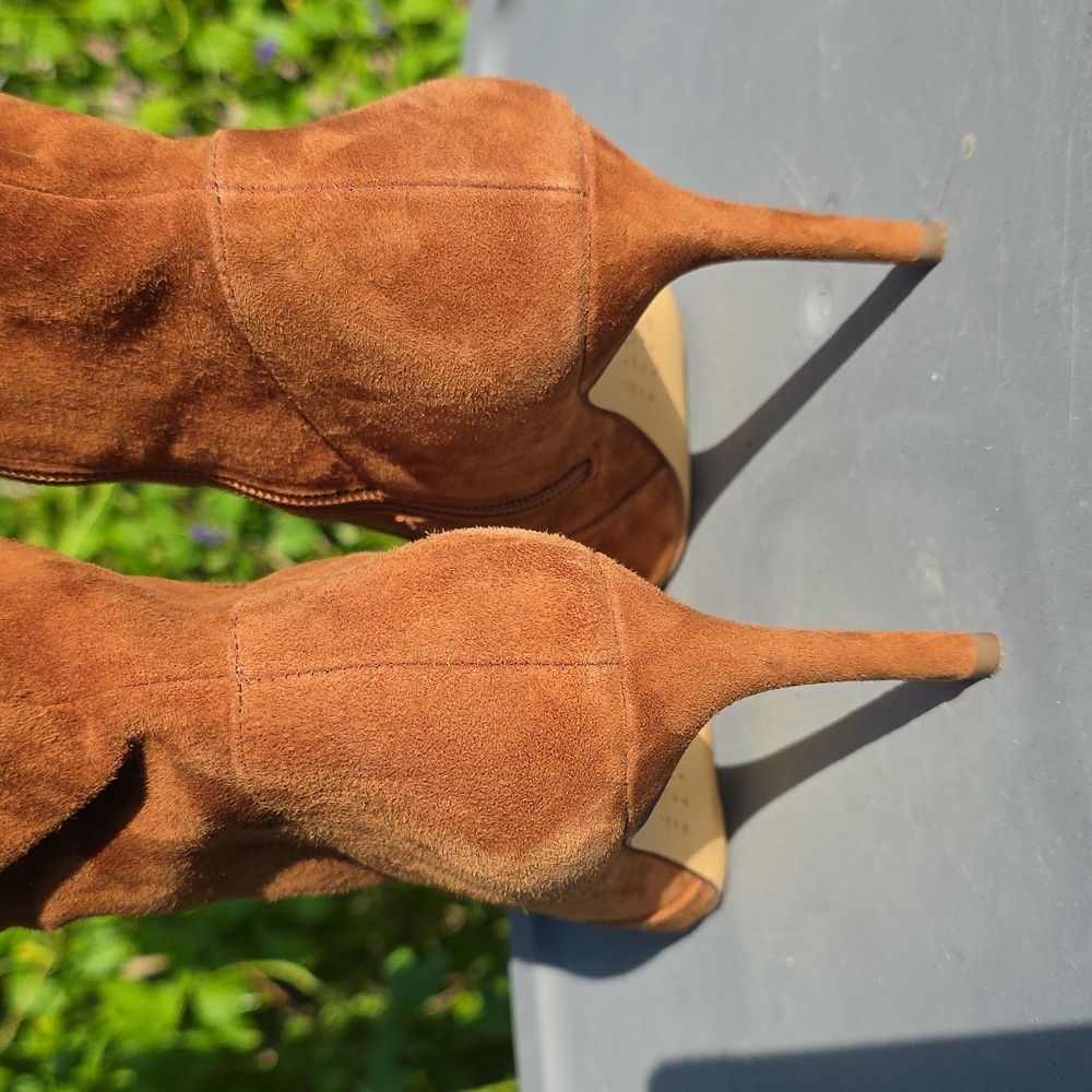 WHBM kneehigh Suede Boot - Picture 7 of 12